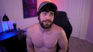 Mythicmac  05-11-2021 video nipple